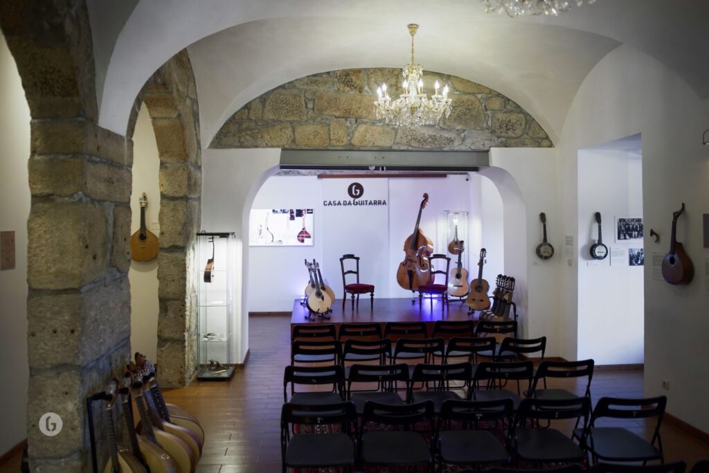 fado casa da guitarra